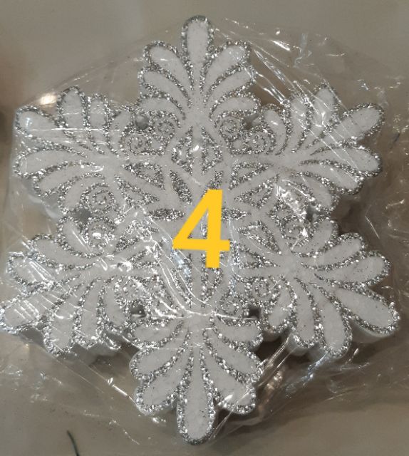 Hoa tuyết bằng xốp cứng treo trang trí noel 40k túi