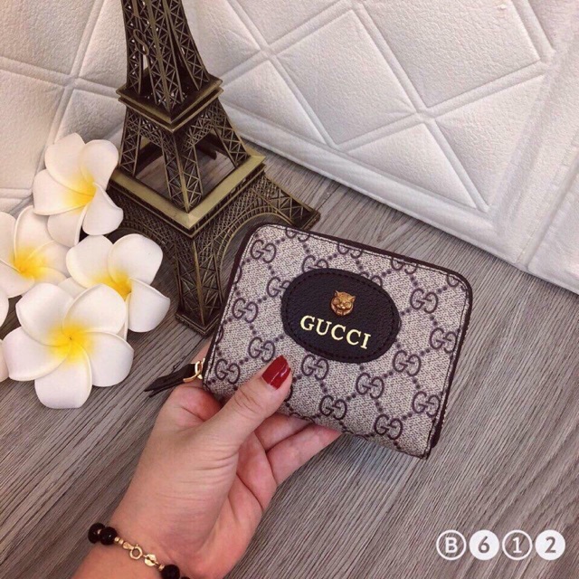 Ví cầm tay 2 ngăn