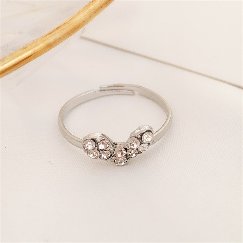 Nhẫn Đính Kim Cương Nhân Tạo Lấp Lánh Phong Cách Hàn Quốc