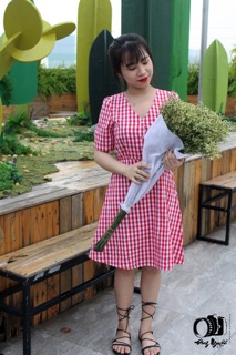 Váy kẻ caro