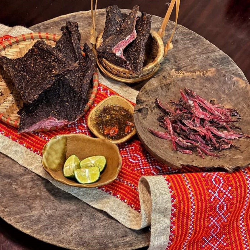 Thịt Trâu Gác Bếp Tây Bắc Thơm Ngon Chuẩn Vị Mường Then ✅ TẶNG CHẨM CHÉO ✅ | BigBuy360 - bigbuy360.vn