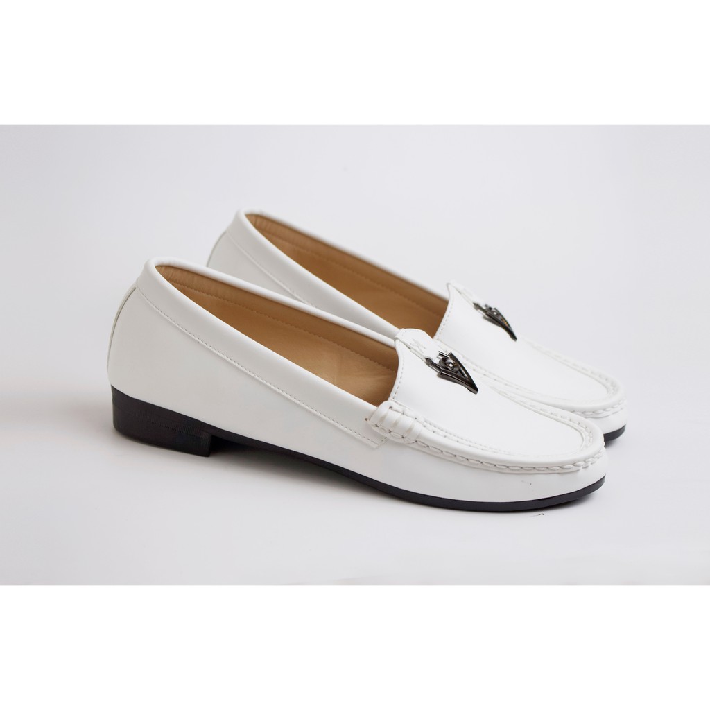 GIÀY MỌI MOCCASIN TRẮNG TAM GIÁC CRONUS CM002W | BigBuy360 - bigbuy360.vn