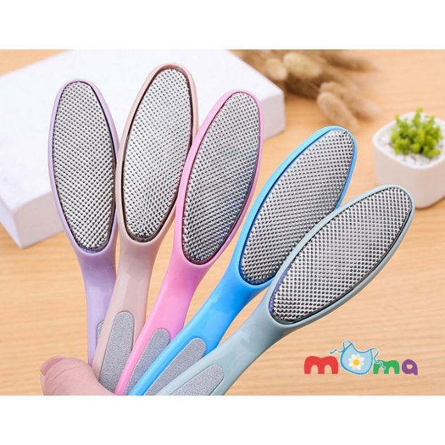 Bàn chải chà gót chân