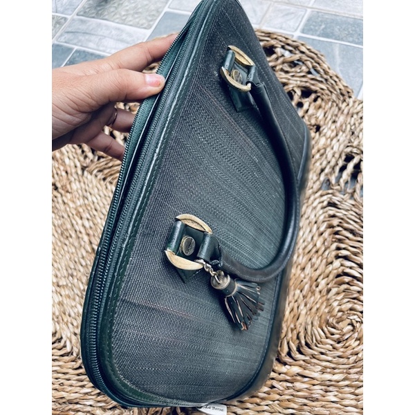 Túi si bờm ngựa hiệu La borsa màu rêu hiếm gặp