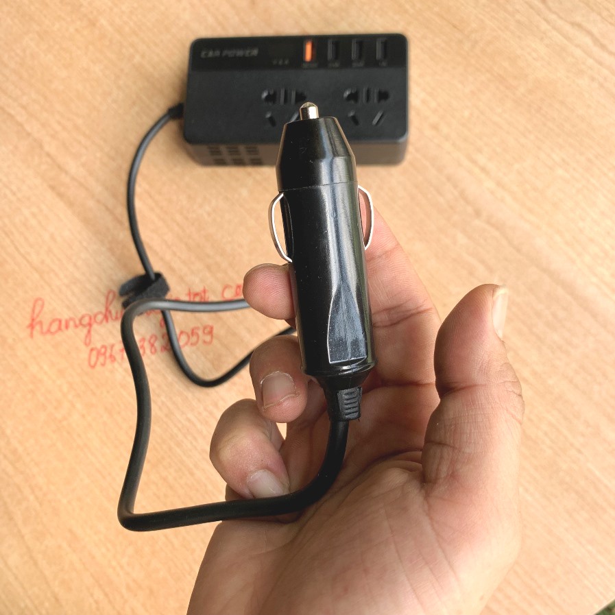 Tẩu chuyển đổi điện INVERTER 24V lên 220V dùng trên các dòng ô tô công suất 200W