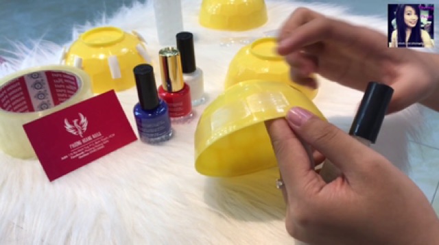 Chén nhựa tập vẽ / sơn