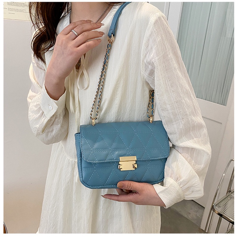 Túi Xách Đeo Vai Hình Vuông Nhỏ Thêu Họa Tiết Hình Thoi NB00296