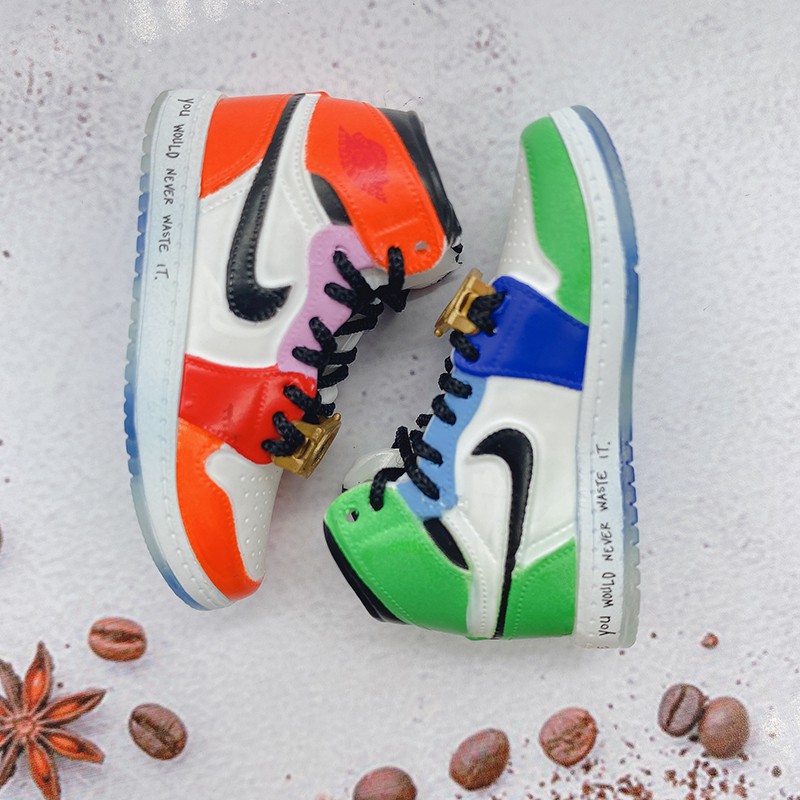 Móc Khóa Giày Sneaker Mini Melody Ehsani x Air Jordan 1 Mid “Fearless” (Tặng Box)