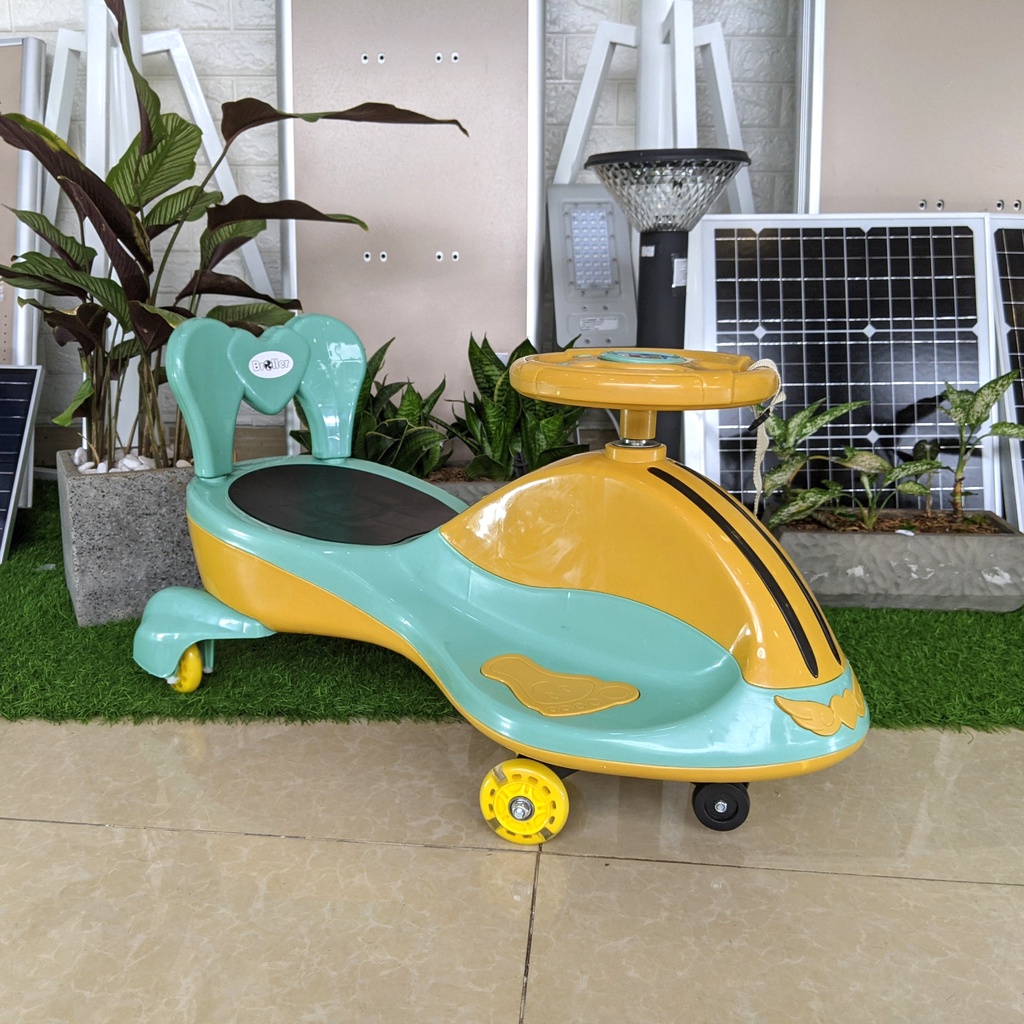 Xe lắc tay có đèn có nhạc BABY PLAZA HZL-626-1