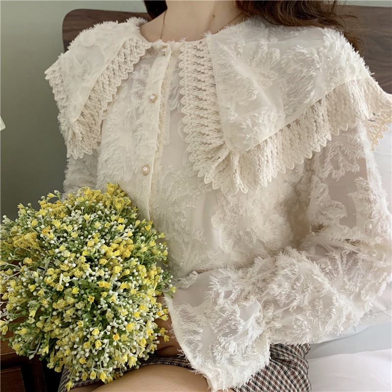 Ao sơ mi cổ búp bê đáng yêu