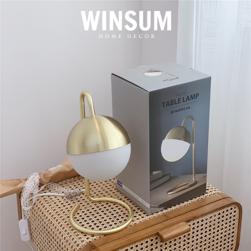 Đèn Ngủ Thuỷ Tinh Hình Cầu Để Đồng Phong Cách Scandinavian Hiện Đại - winsum.decor