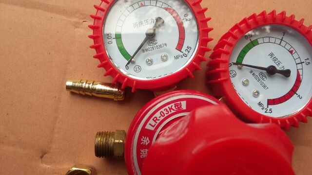 Đồng hồ ga và Oxy