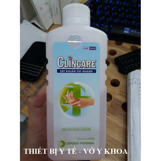 Dung dịch rửa tay khô sát khuẩn nhanh Clincare 500ml