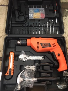 Máy Khoan Động Lực Black Decker HD555KMPR-B1