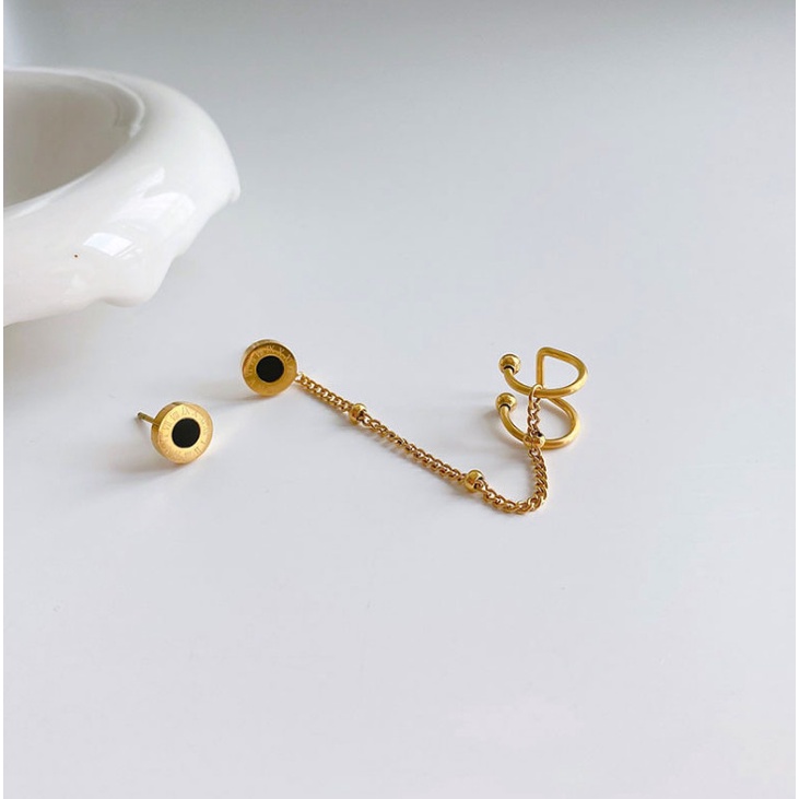 Bông Tai Nữ Cá Tính Kẹp Vành Titan Ko Đen TT 4335