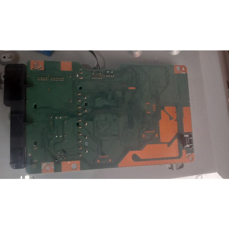 Bo mạch tivi Samsung UA32J4003AK bóc máy