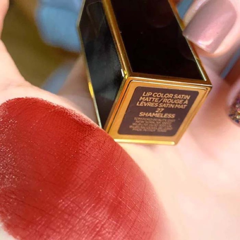 Son Tomford dòng Lip color satin matte bản thỏi dài