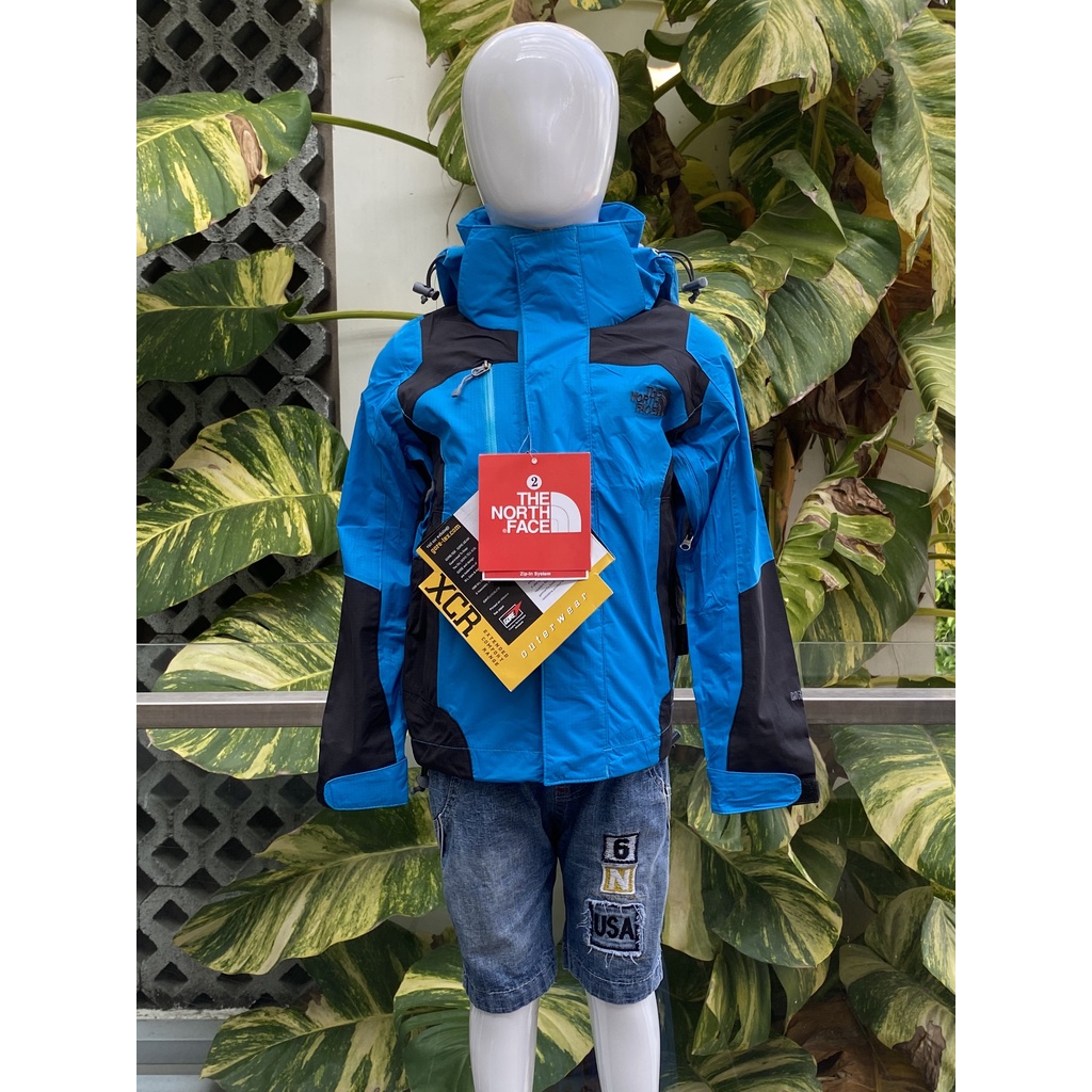 Áo khoác trẻ em The North Face chính hãng 4 màu.