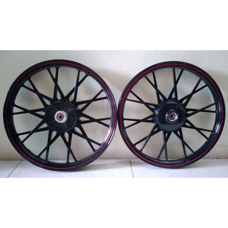 Vành đúc xe máy 20 nan trắng sứ