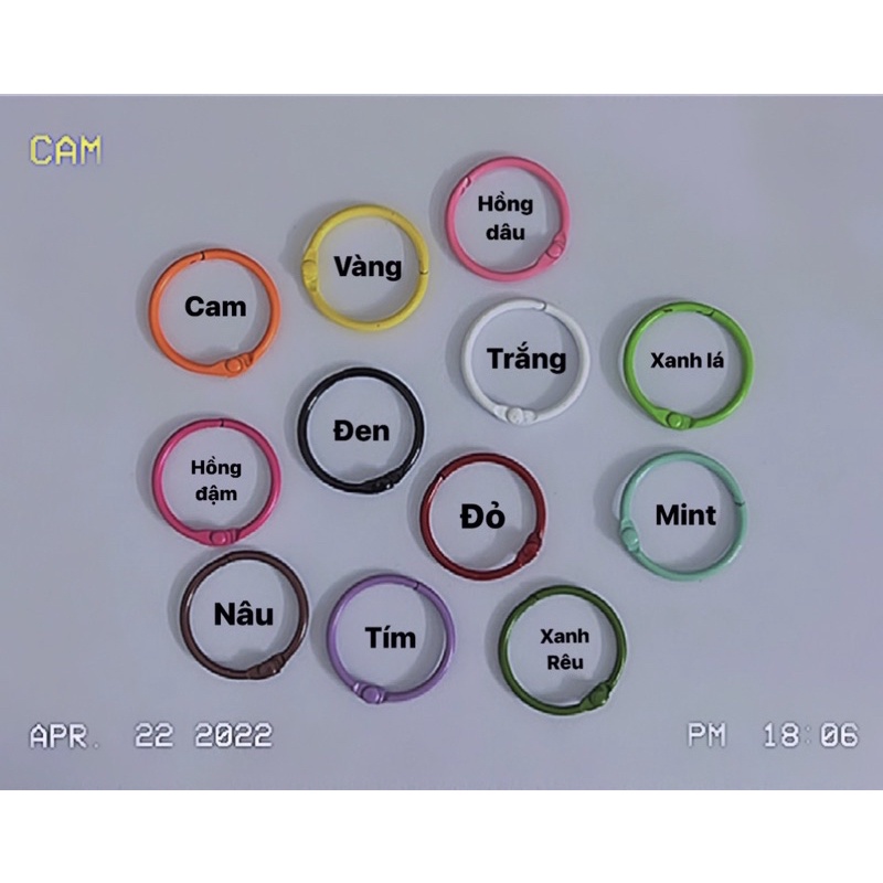 Name tag, móc khoá thêu tên theo yêu cầu