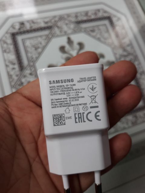 Bộ sạc nhanh samsung 2a, dùng tất cả các máy có cổng sạc mirco usb, bảo hành 12 tháng