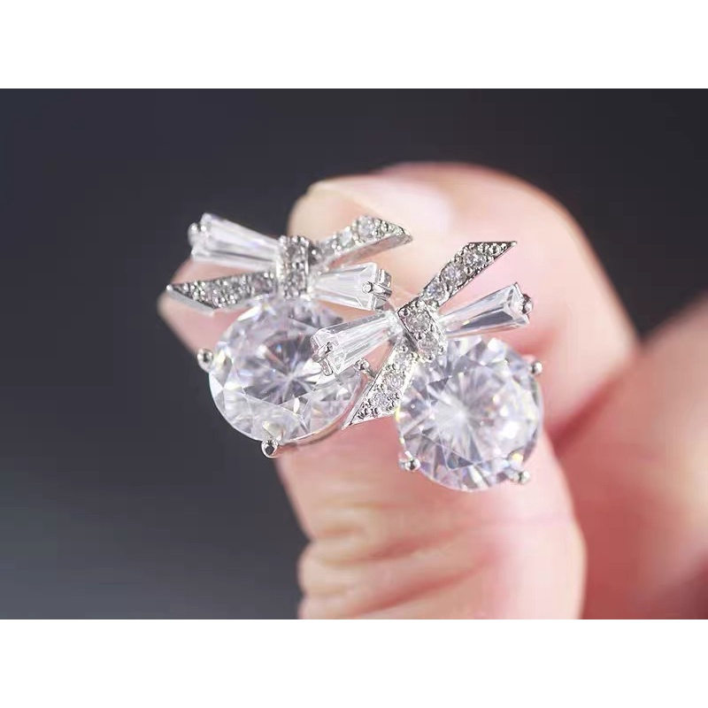 Bông tai bạc ý DaLiA Jewelry hình đá pha lê trắng