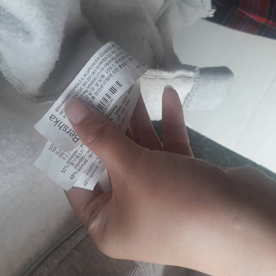 Thanh lý áo khoác hoodie kéo chống nắng bershka