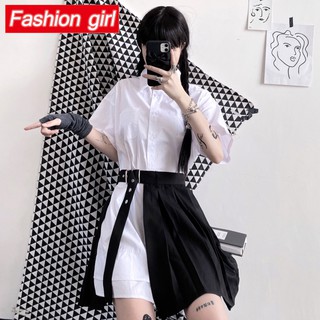 Set Áo Sơ Mi Trắng Tay Lỡ Và Chân Váy Đen Xếp Ly Phong Cách Mùa Hè