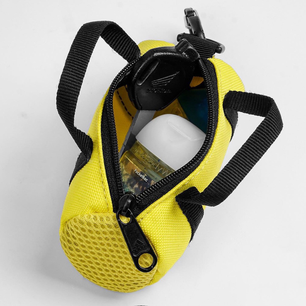 Móc khóa túi trống Adidas ⚡️ FULL TAG ⚡️ Móc Khóa Adidas Tiny Duffle Bag FQ5260 - 100% polyester CHỐNG NƯỚC CHỐNG BỤI