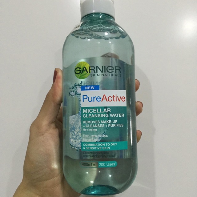 Tẩy trang Garnier Pure Active Cleasing Water - cho da dầu mụn nhạy cảm