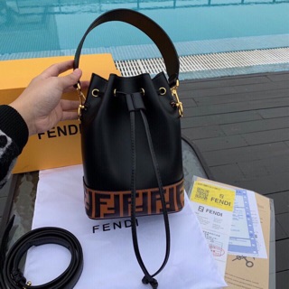 Giọ fendi về thêm slch ( Ảnh thật shop )