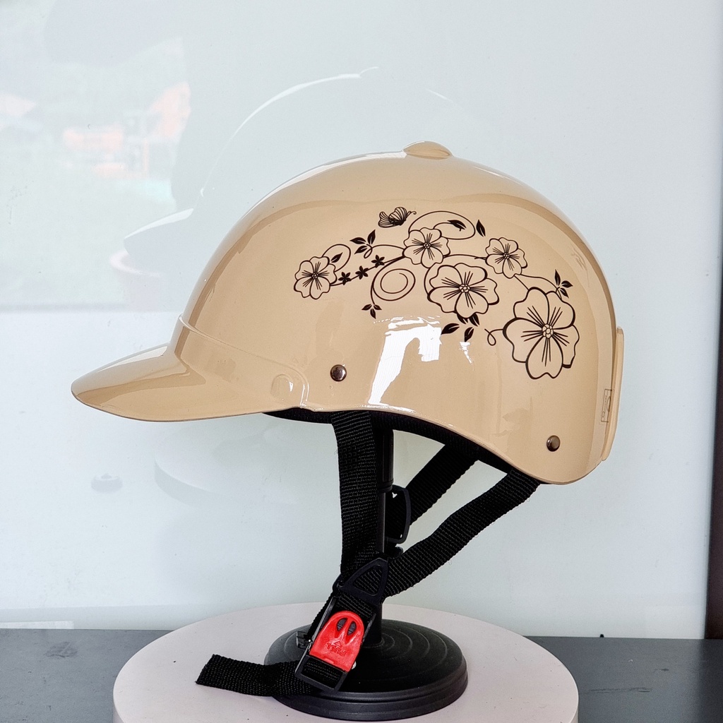 Mũ bảo hiểm lưỡi trai GRO HELMET cao cấp dáng nửa đầu in họa tiết trang trí cho nữ.