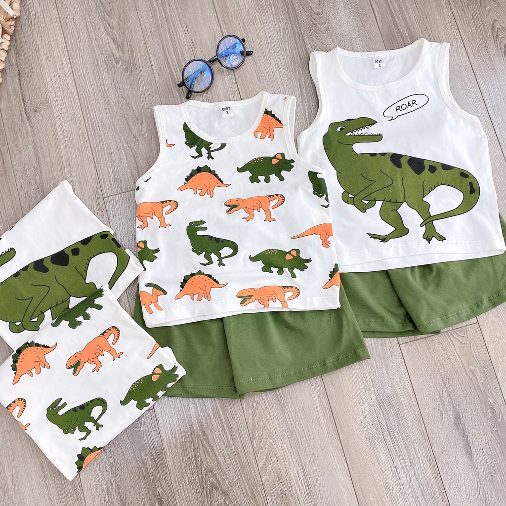 Ba lỗ Khủng long xanh nền trắng bé trai