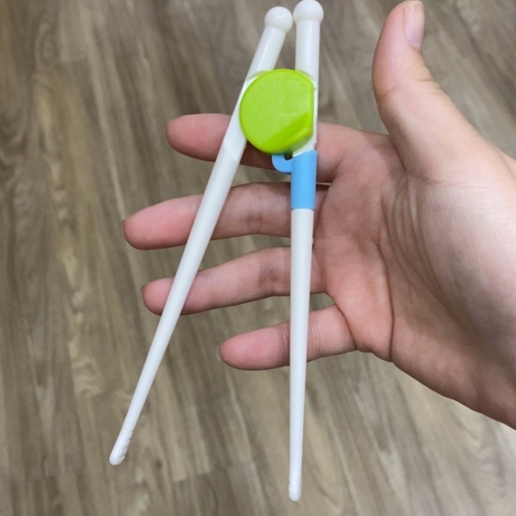 Đũa tập ăn, Đũa cho bé tập ăn chất liệu nhựa ABS hàng NHẬT BẢN