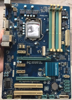 Main Gigabyte B75-D3V 4 Khe ram