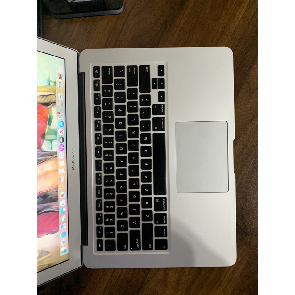 Máy tính Macbook Air intel core i5, Ram 8G, SSD 128G chính hãng năm 2015 | BigBuy360 - bigbuy360.vn