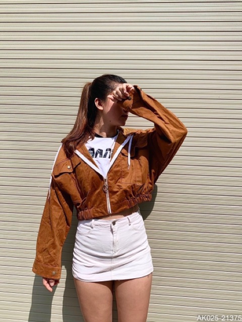 [Mã FADIRECT20 giảm 20K đơn 150K] 🌵 𝐓𝐡𝐞 𝐔𝐥𝐳𝐳𝐚𝐧𝐠 🌵 025 Áo Khoác Kaki Nhung 3 Khoen. Áo Khoác Nữ Chống Nắng | BigBuy360 - bigbuy360.vn