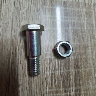 Bộ ốc giữ chống bát phanh sau xe Dream