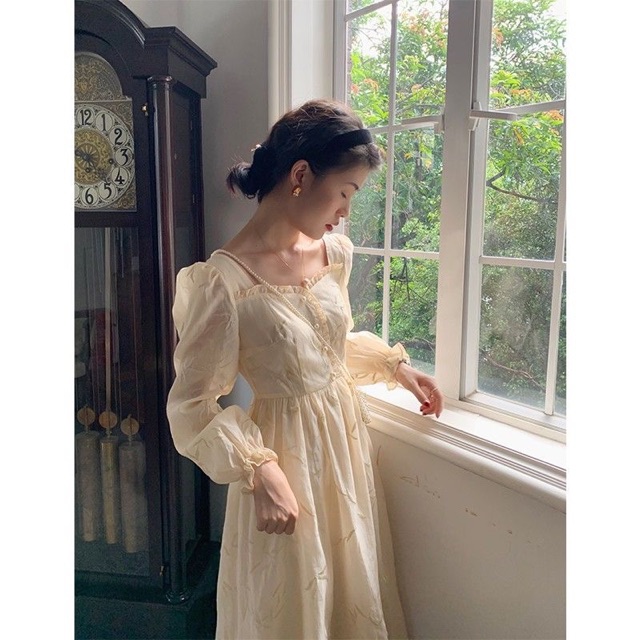 Order | Đầm tiểu thư dáng dài cổ vuông thêu hoa | BigBuy360 - bigbuy360.vn