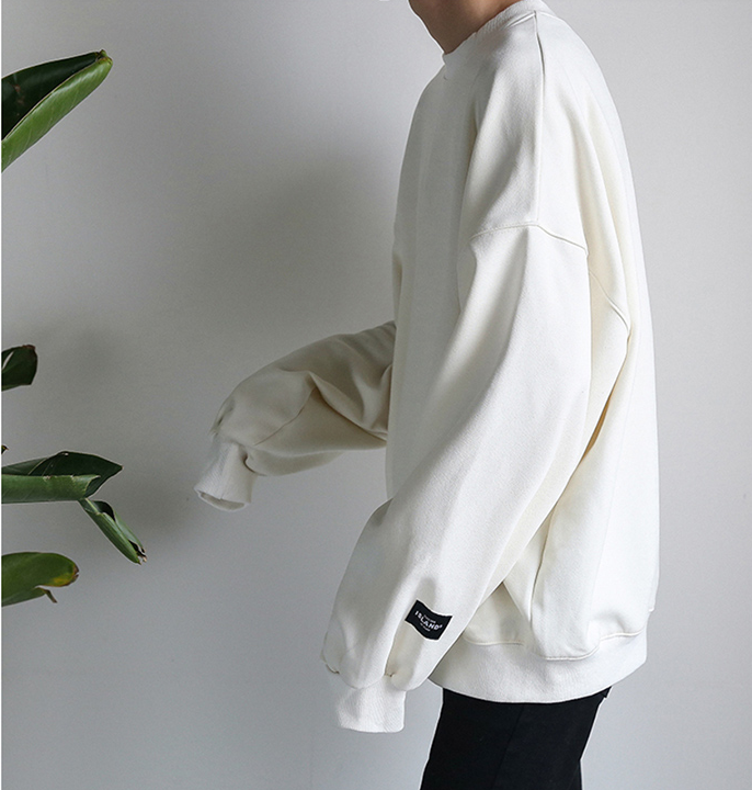 Áo sweater cổ tròn dáng rộng thời trang nam trẻ trung | BigBuy360 - bigbuy360.vn