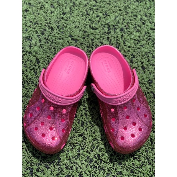 Giày cho mẹ và bé. size từ c5-m7. Giá 150-200k