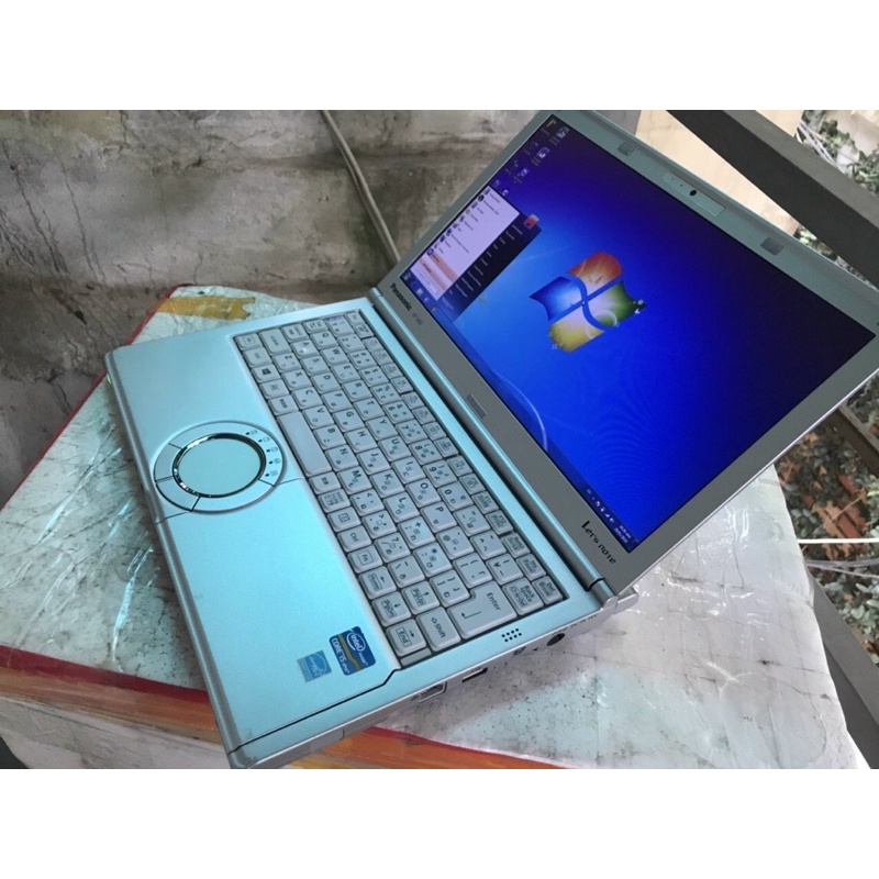 Laptop Panasonic cũ CF-NX2, SX2 chip core i5 3340, ram 4G thumbnail