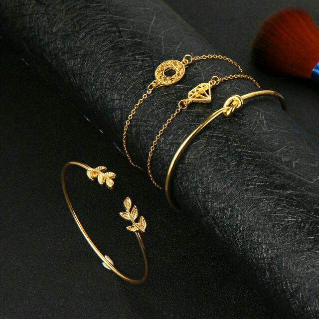 RẺ VÔ ĐỊCH] COMBO 4 cái lắc tay nữ mạ vàng kiểu Hàn Quốc - Vòng tay