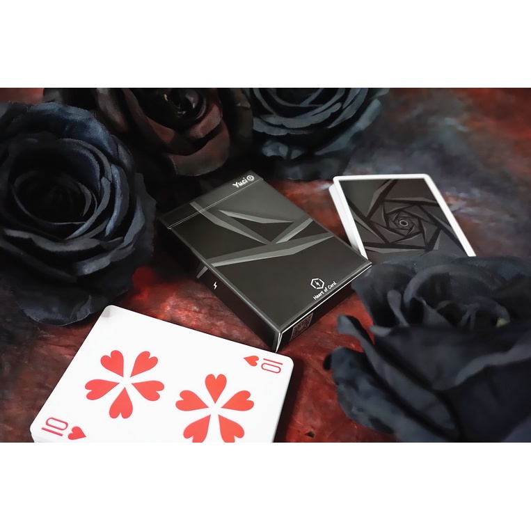 Bộ bài ảo thuật USA: Yuci Black Roses Playing Cards   - bài Mỹ - bài Tây