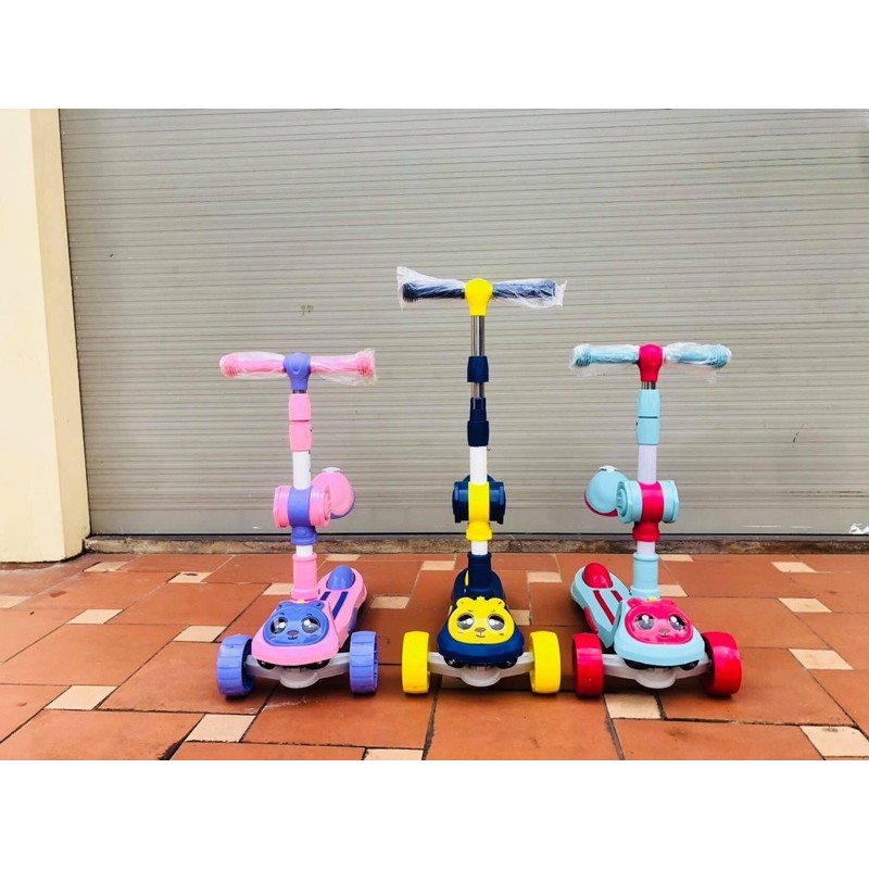 xe trượt scooter có ghế ngồi, gấp gọn đc-xe có đèn nhạc,bánh xe phát sáng hàng cao cấp