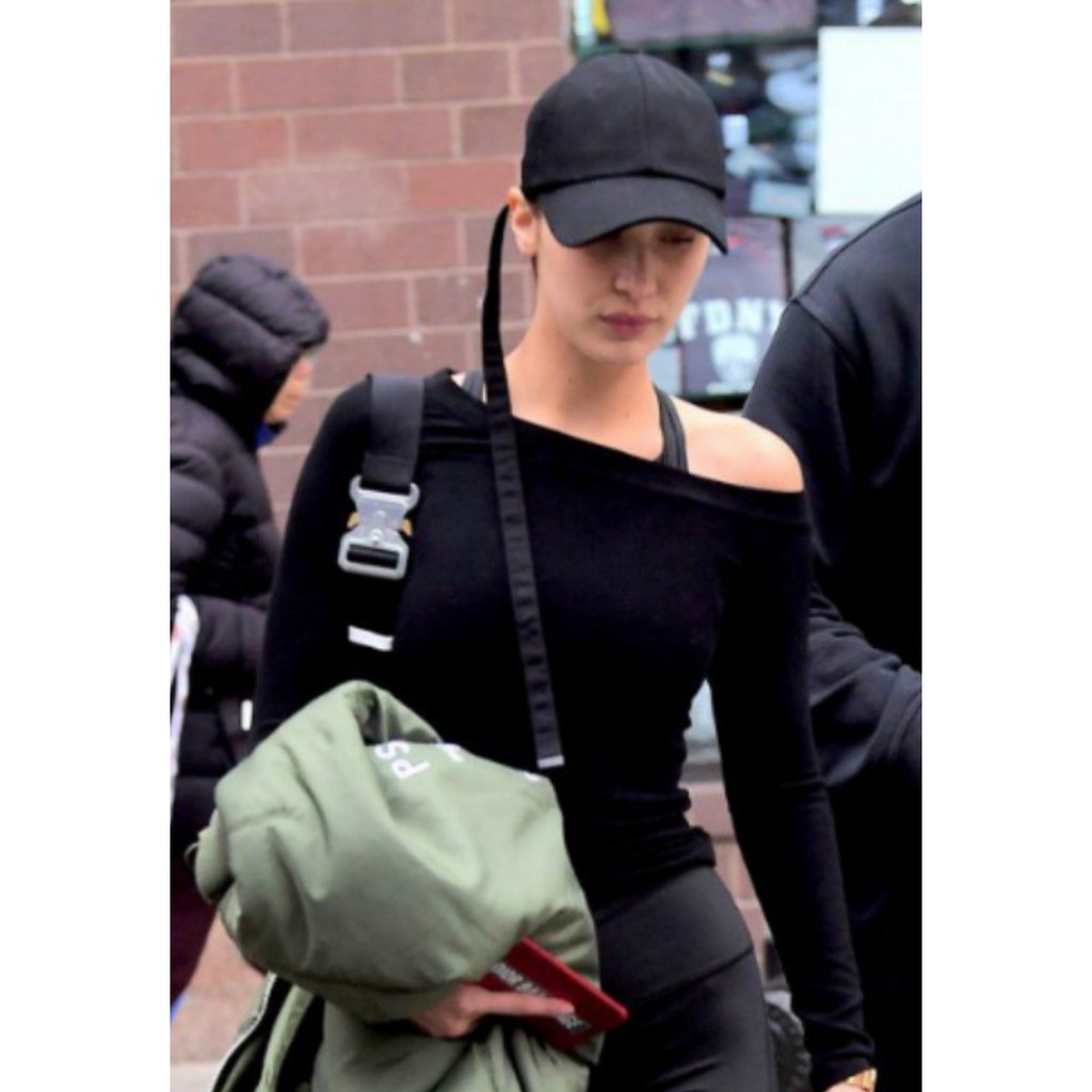 MŨ NÓN lưỡi trai trơn đen