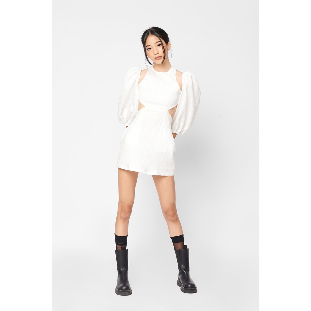 The Freckles Studios - Đầm Doll cut out dây cột sau lưng (có tay và không tay) | BigBuy360 - bigbuy360.vn