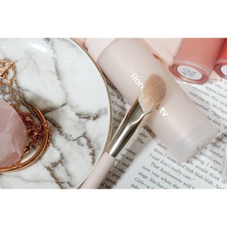 [NEW] RARE BEAUTY Cọ Phấn Mắt Eyeshadow Brush (Bill US)