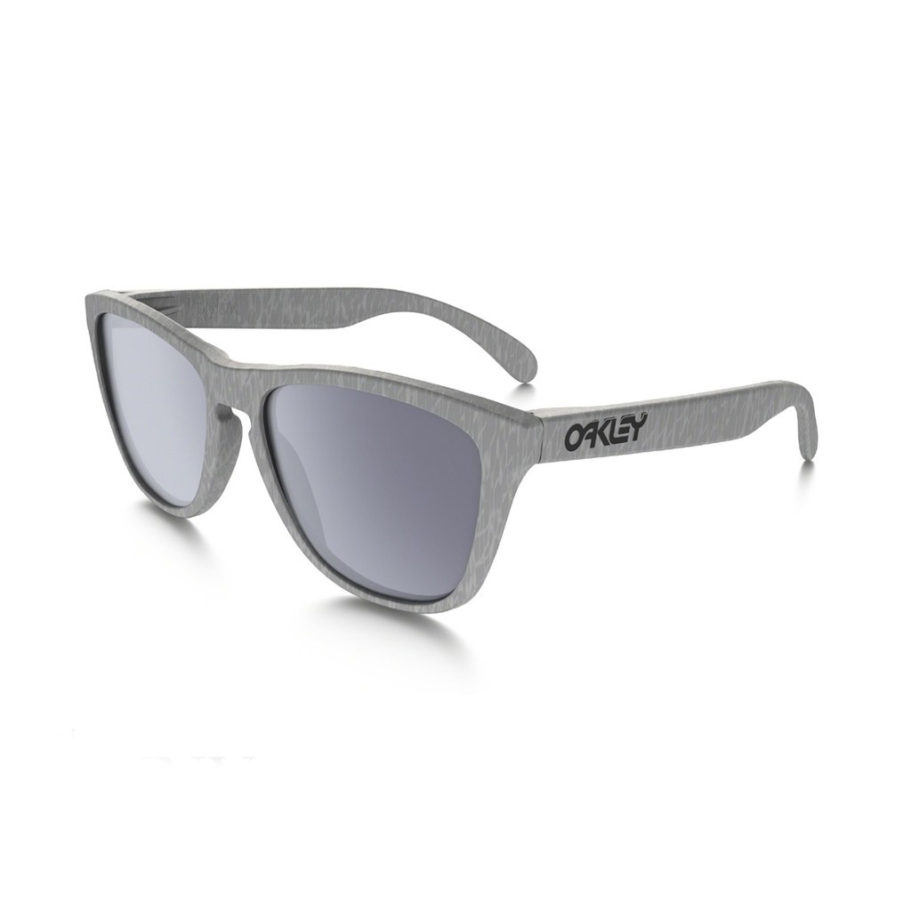 Kính mát Oakley 0OO9245 chính hãng, bảo hành toàn quốc