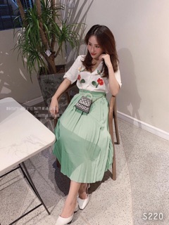 Set áo thêu hoa chân váy